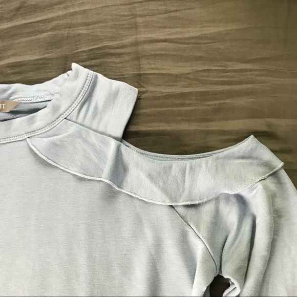 6ixty 8ight Sweater with should cut outs - Picture 3 of 3